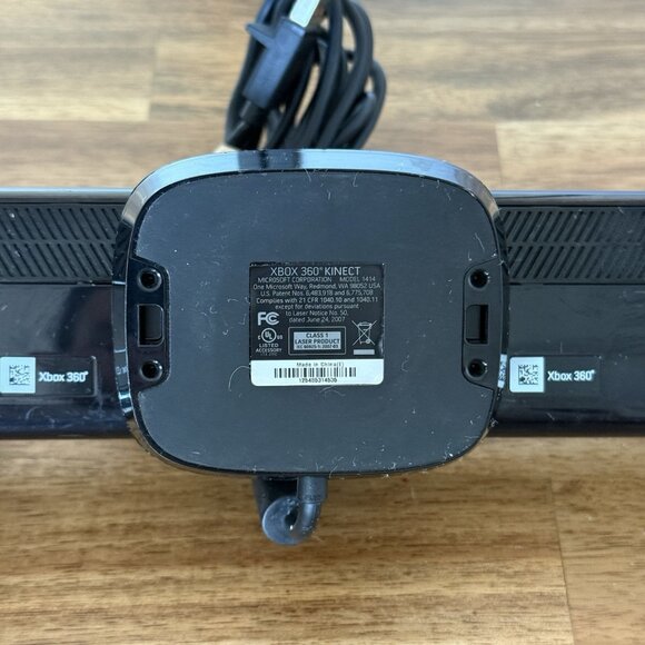 OEM Microsoft Xbox 360 Kinect Motion Sensor Bar + Kinect Adventures! Complete - Picture 4 of 16